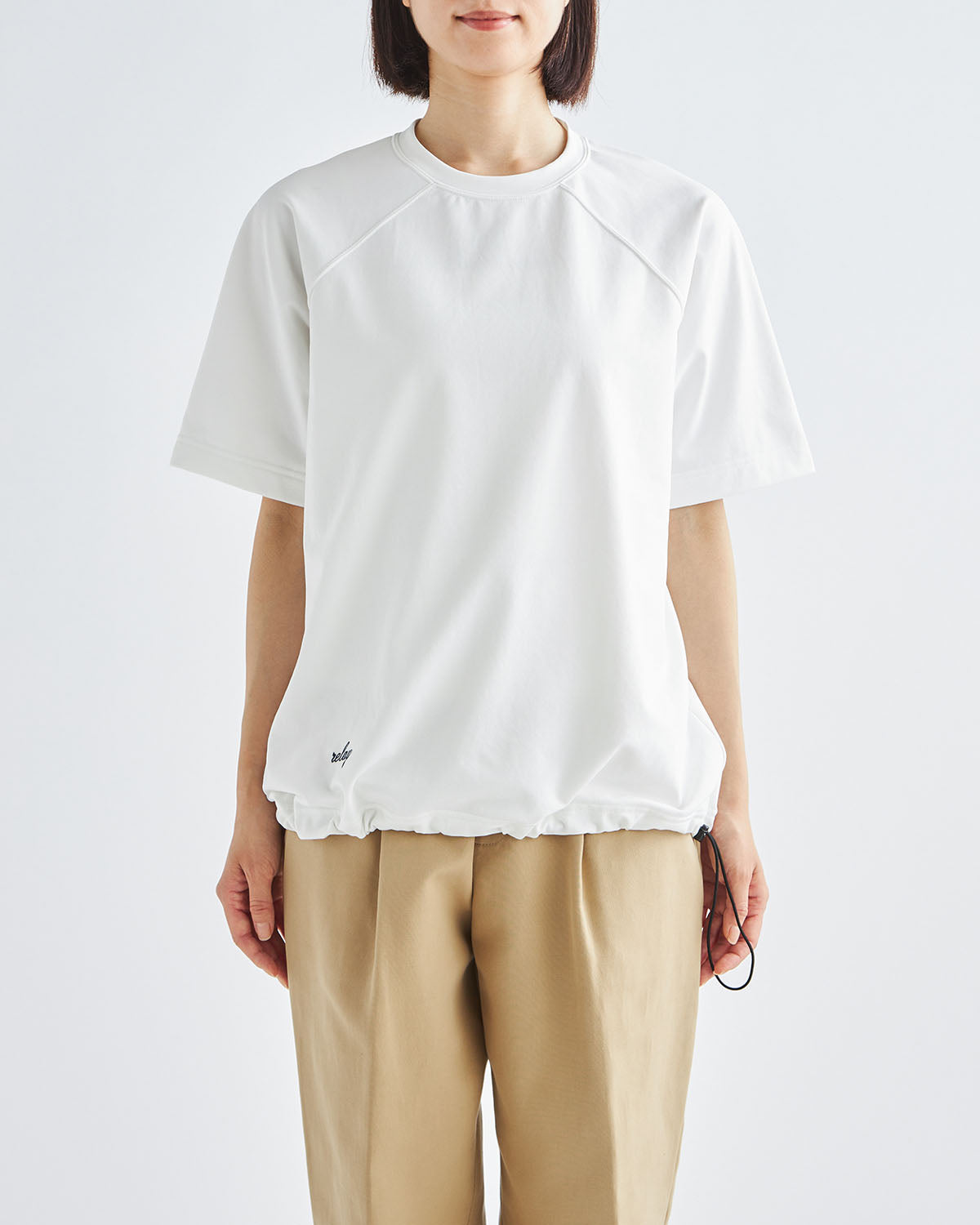 ホワイト　H166cm　着用サイズ：M