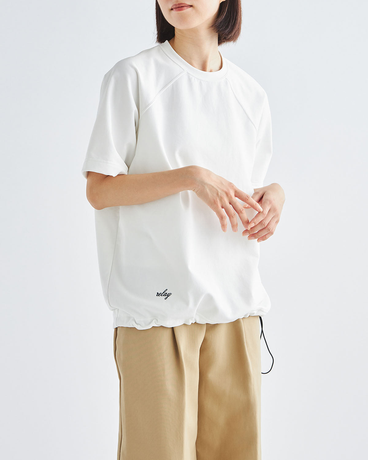 ホワイト　H166cm　着用サイズ：M